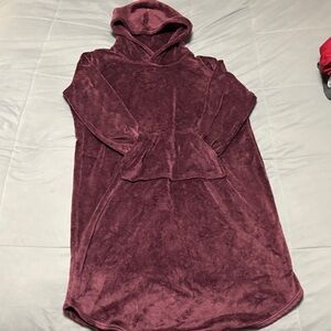 32 Degrees Plush Maroon Hooded Dress